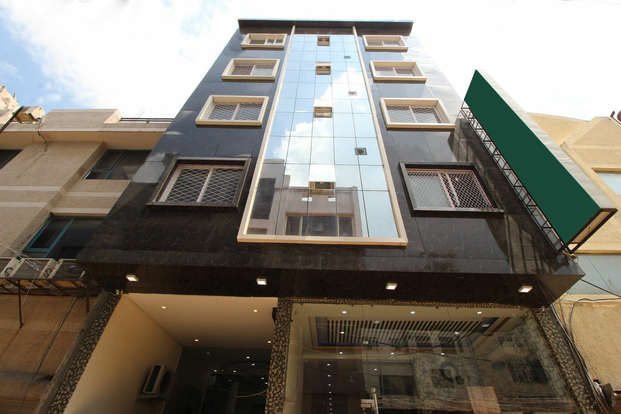 Airport Hotel Hsp New Delhi Bagian luar foto